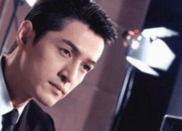 何炅视频爆料与杨幂动态对比：娱乐圈吃瓜热度再升温