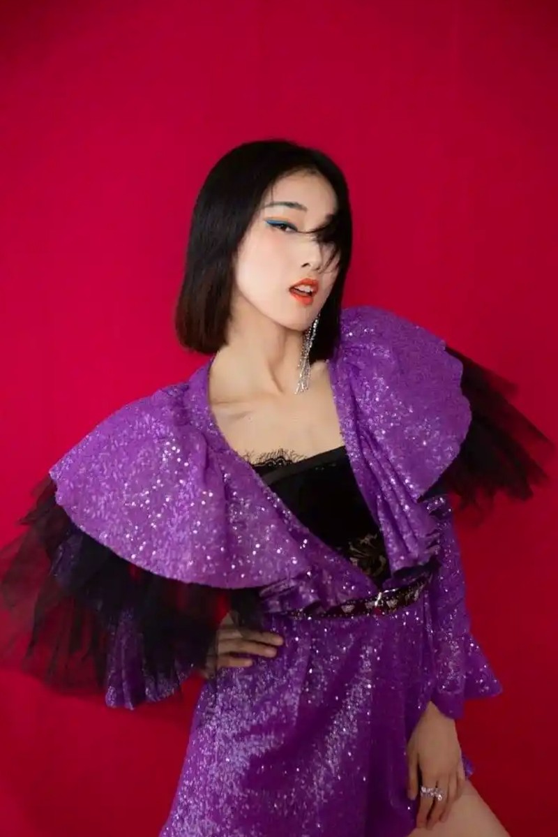 吃瓜导航:苏醒否认何洁离婚 韩雪英语脱口秀获赞