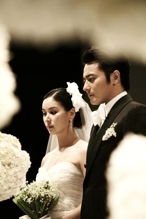 51爆料网揭秘：国产小姐姐与老熟女视频魅力解析