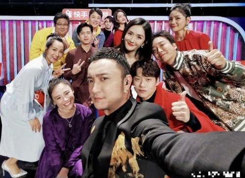 娱乐圈吃瓜大事件回顾：从小助理逆袭到顶流的故事