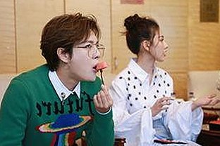 娱乐吃瓜博主圈新动态:前十榜单揭秘背后缘由