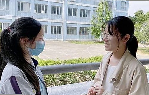 揭秘娱乐圈“溜溜梅”：那个神秘人物背后的真相与影响